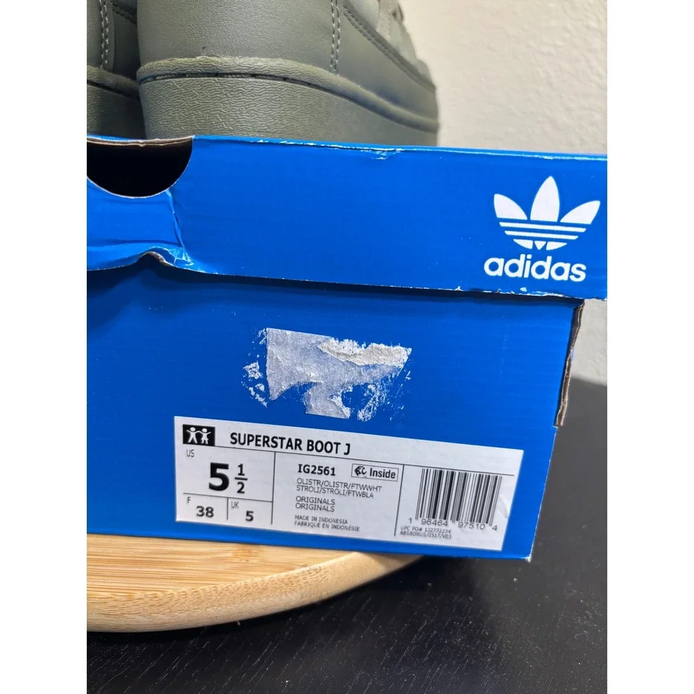 Adidas Kids 5.5 Superstar Boot J Olive Strata Green PrimaLoft Insulated IG2561